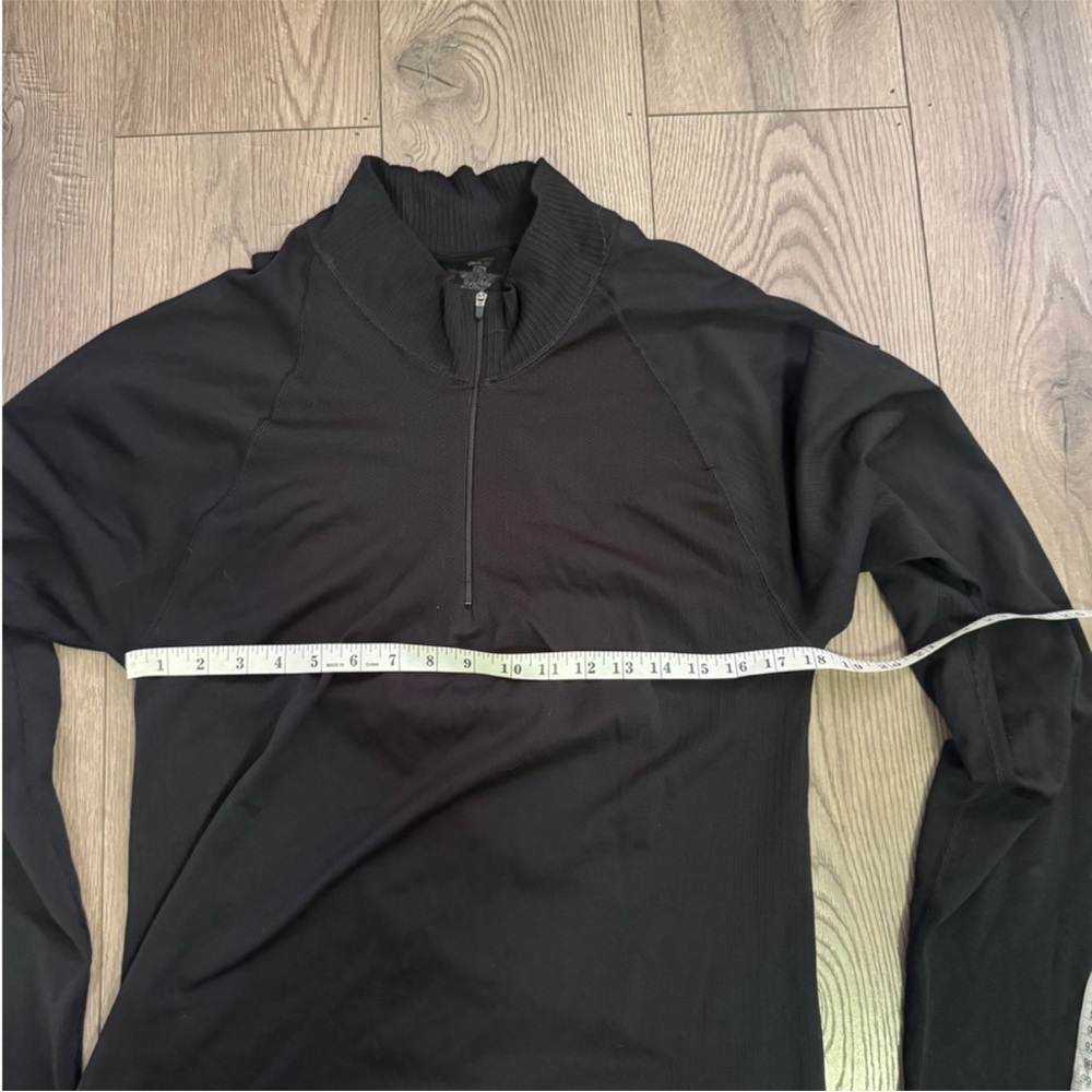 Patagonia men’s lightweight sweatshirt - Picture 9 of 10
